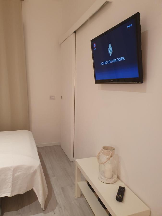 Fiera San Siro Suites 2 Милан Экстерьер фото