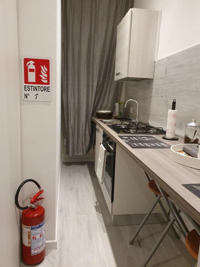 Fiera San Siro Suites 2 Милан Экстерьер фото